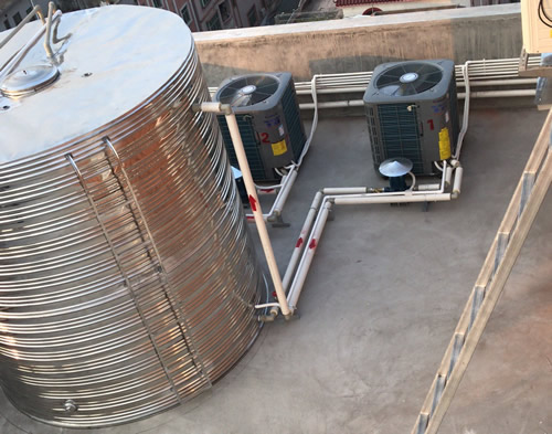 大嶺山劉總自建公寓樓 - 2臺5匹空氣能熱泵配10噸熱水項目